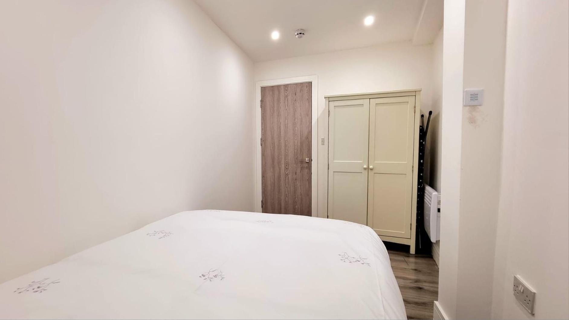 Brand New Flat Close To Turnpike Lane Tube Station Londres Exterior foto